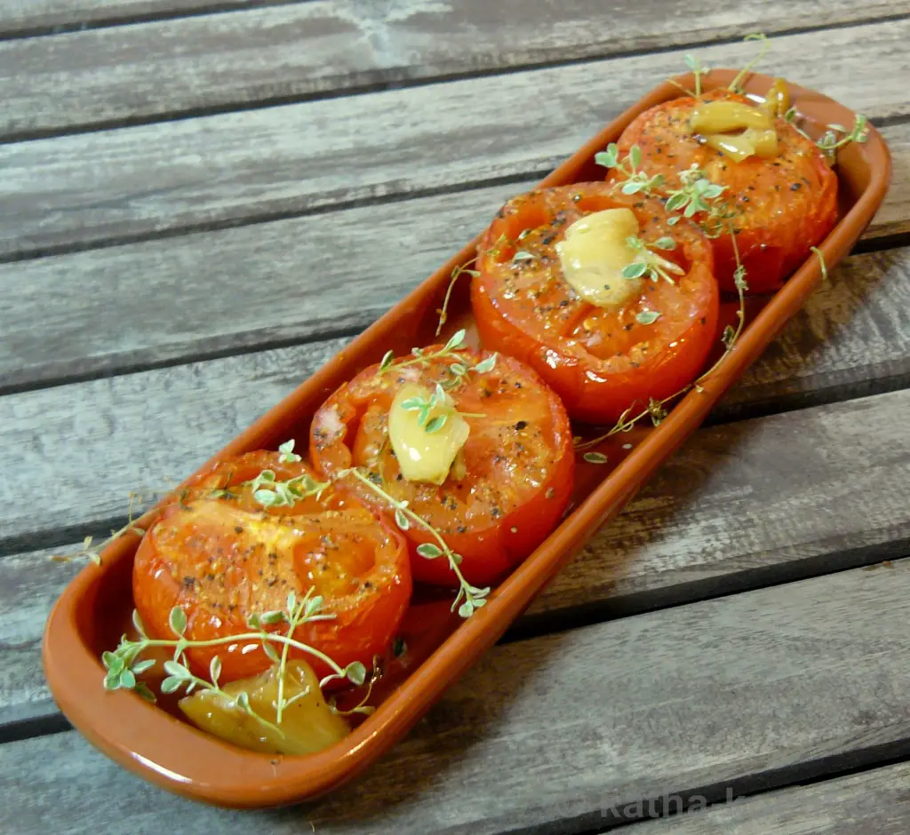 Tapas Gebackene Knoblauch-Tomaten Rezept